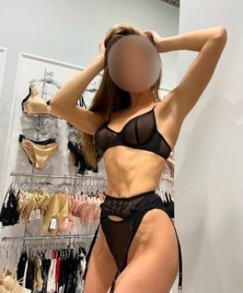 Танюшечка, 22 года, 2 размер груди